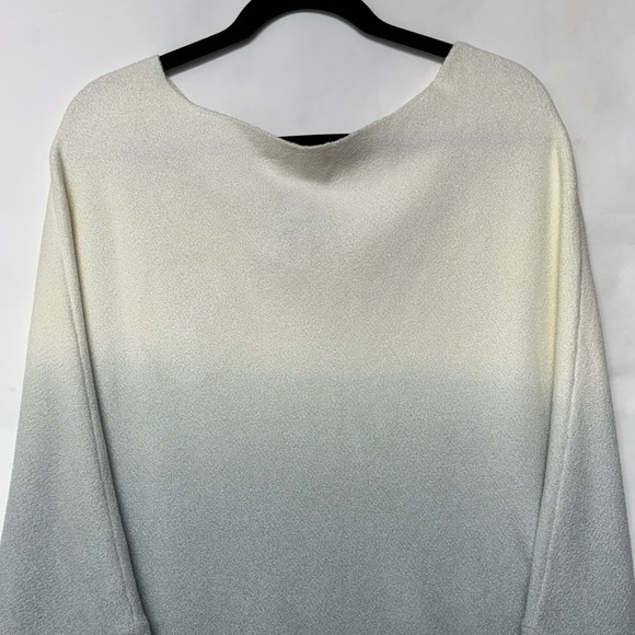 Barefoot Dreams Cozychic Ultra Lite Ocean Breeze Poncho Ombre Waterfall One Size - Picture 3 of 16